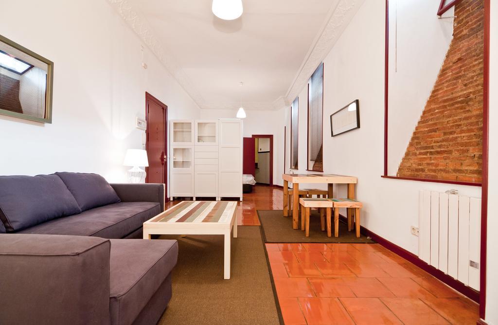Apartamentos Madrid Retiro 객실 사진
