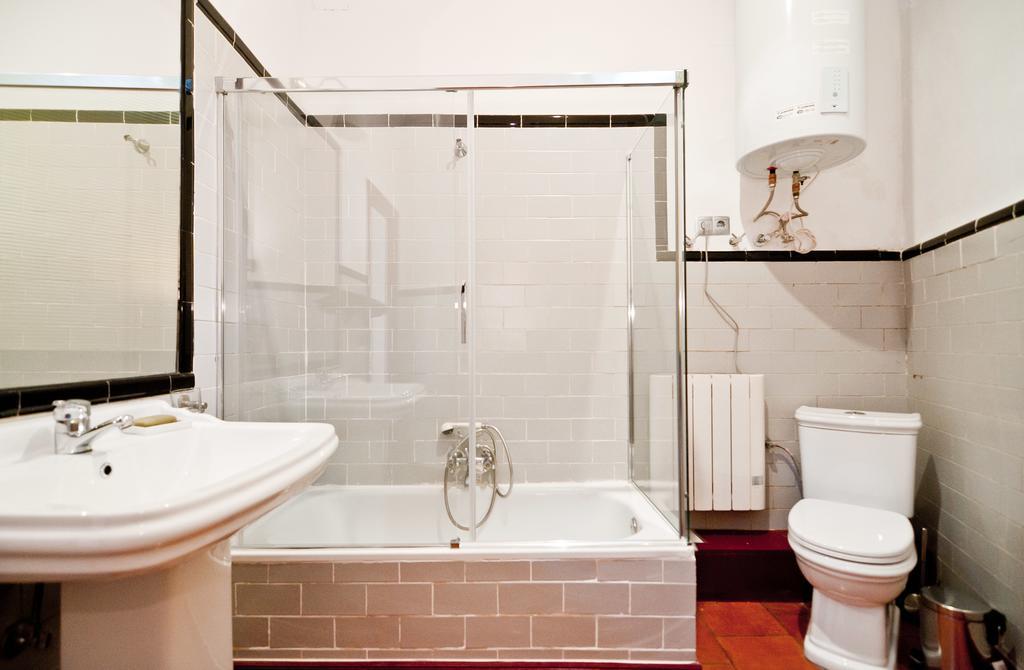 Apartamentos Madrid Retiro 외부 사진