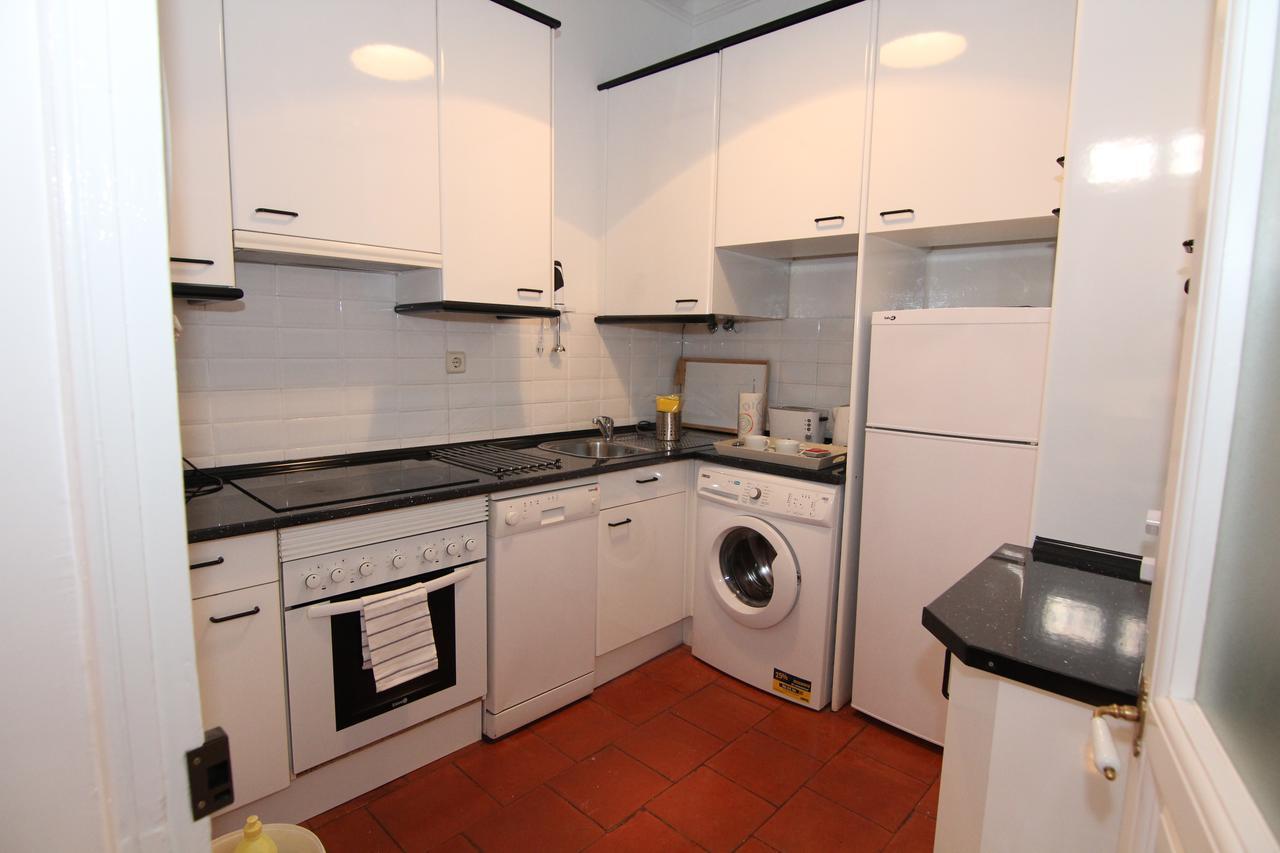 Apartamentos Madrid Retiro 외부 사진