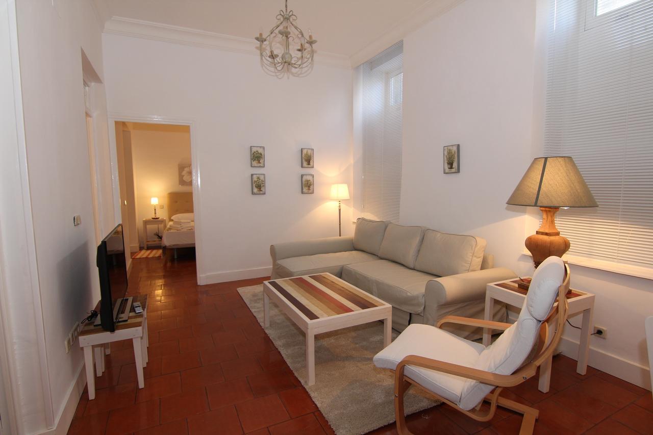 Apartamentos Madrid Retiro 외부 사진