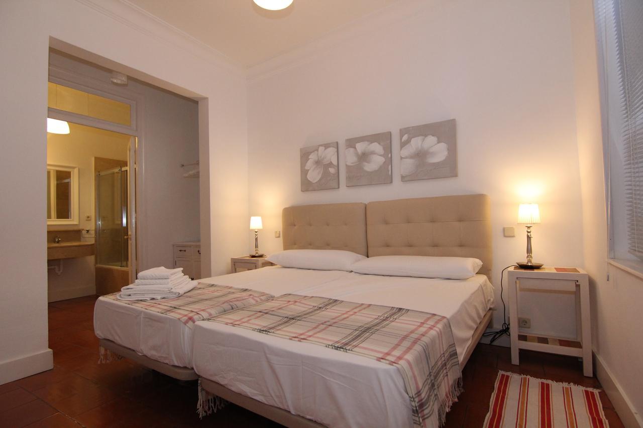 Apartamentos Madrid Retiro 외부 사진