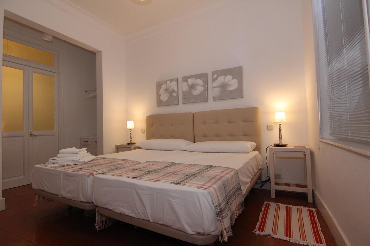 Apartamentos Madrid Retiro 외부 사진